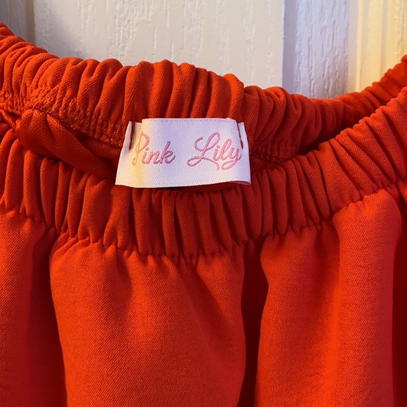 Sleeveless Pink Lily top - Picture 3 of 3